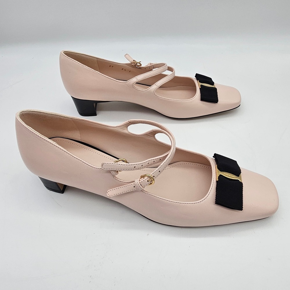 Ferragamo Rivella Mary Jane Pumps Women 8.5 C Pink Leather Vara Bow Heel 0782518